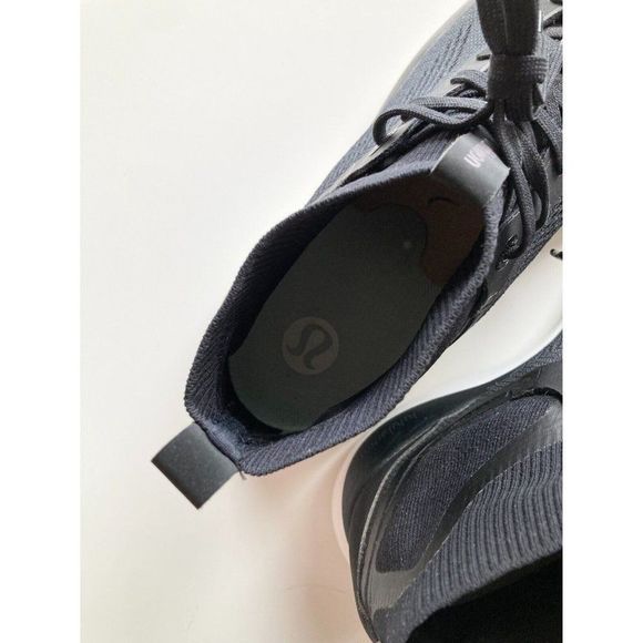 LULULEMON ChargeFeel Workout Mid Black Seamless Sneakers Running Shoes, Size 9 - Picture 13 of 16